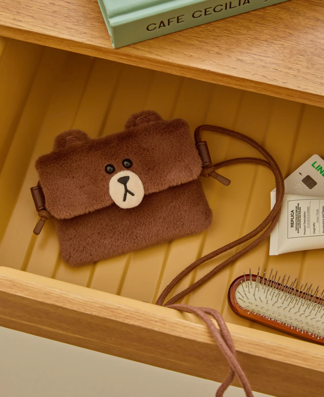 [BAJO PEDIDO] Line Friends Hug brown