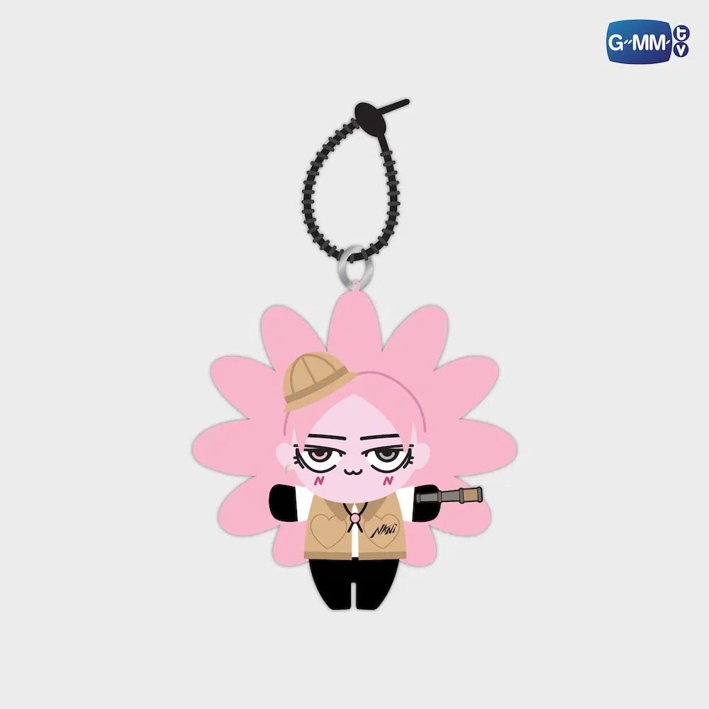 [PREVENTA] NEONA LITTLE SCOUT MAGNETIC DOLL KEYCHAIN