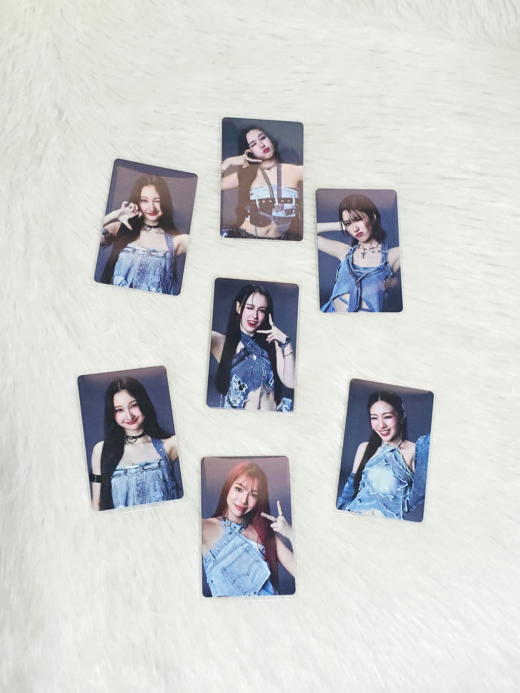 [ENTREGA INMEDIATA] RISER Girls Collectible Card | RISER: The First Rise Concert